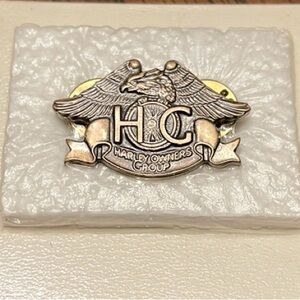 COPY - Harley Owners Group HOG bronze/gold colored 2 tac pin NEW